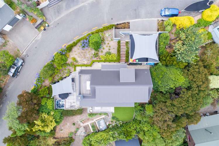 12 Settlers Hill Akaroa_24