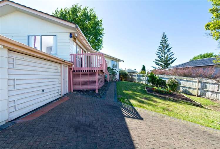 27 Solar Road Glen Eden_12