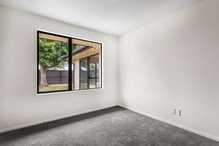 2 Anne Ward Lane Burwood_10