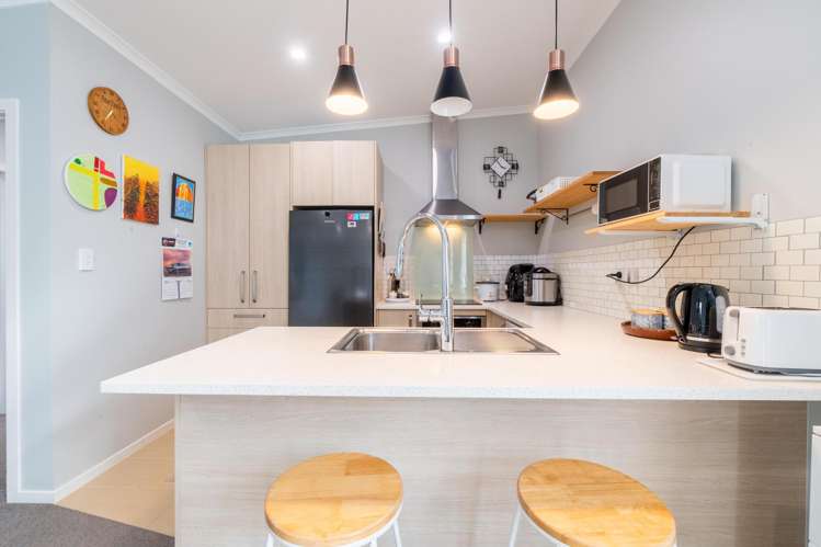 22 Beatty Street Strathern_25
