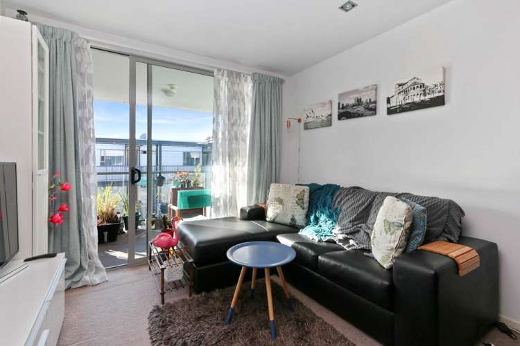 6n/435 New North Road Kingsland_5