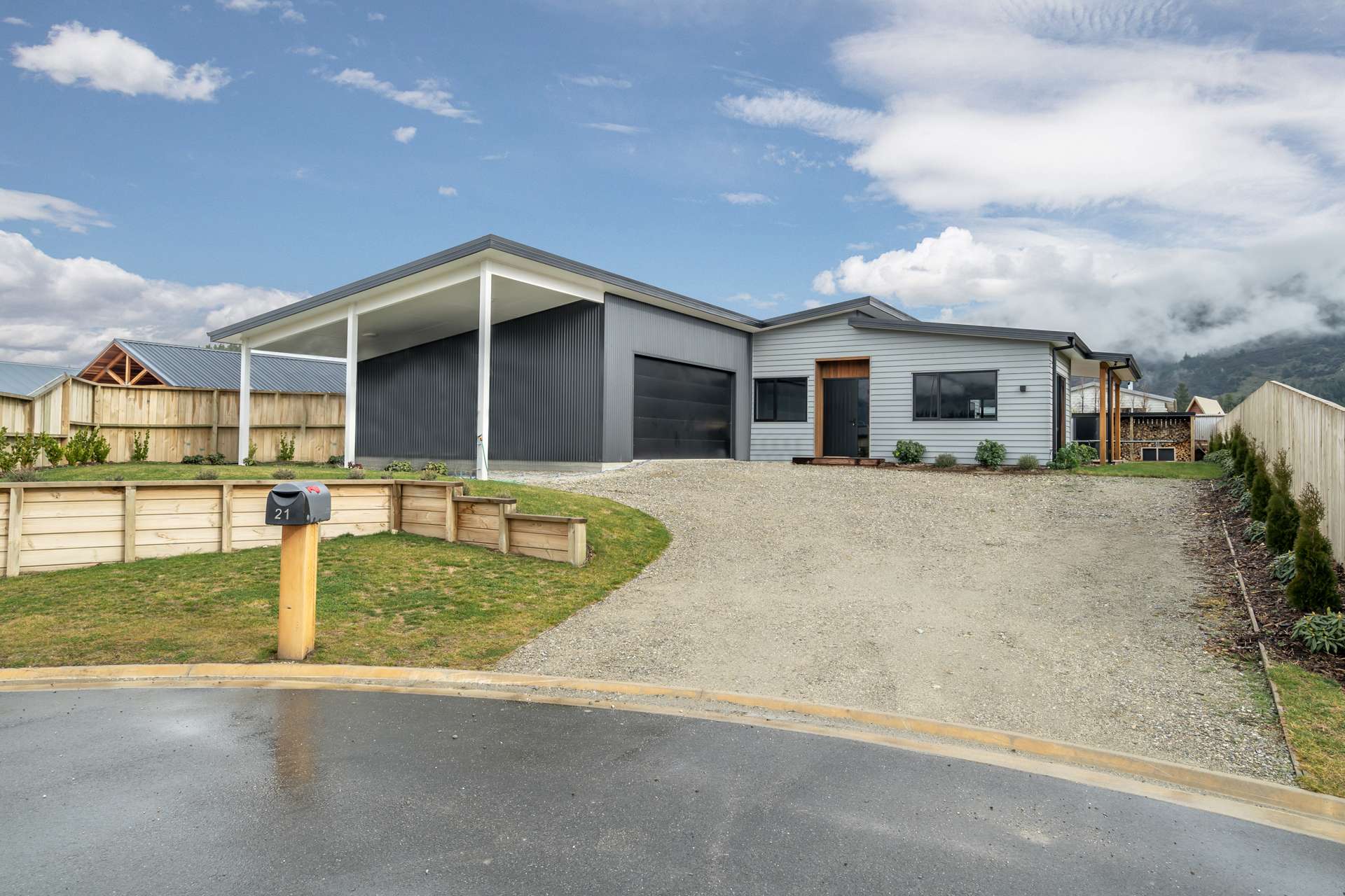 21 Pennycook Place Lake Hawea_0