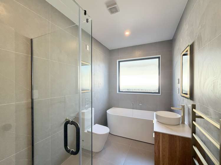 65 Huanui Drive Orewa_11