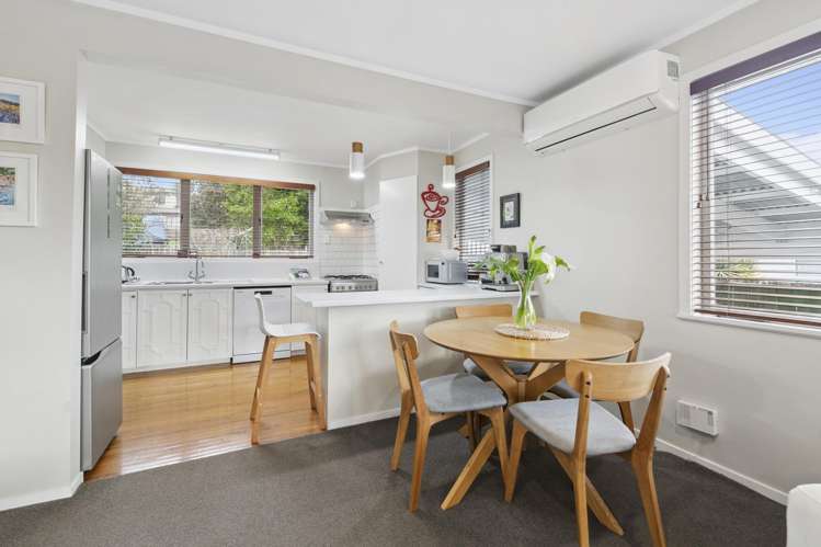 1/17 Merriefield Avenue Forrest Hill_6