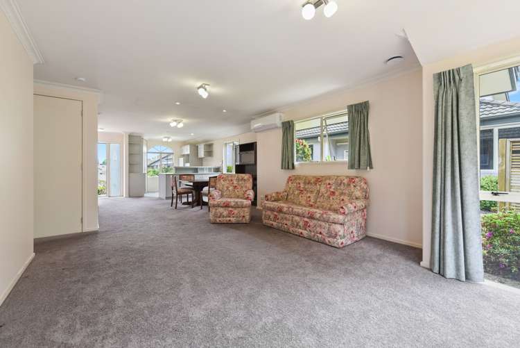 26/16 Rototuna Road Flagstaff_5