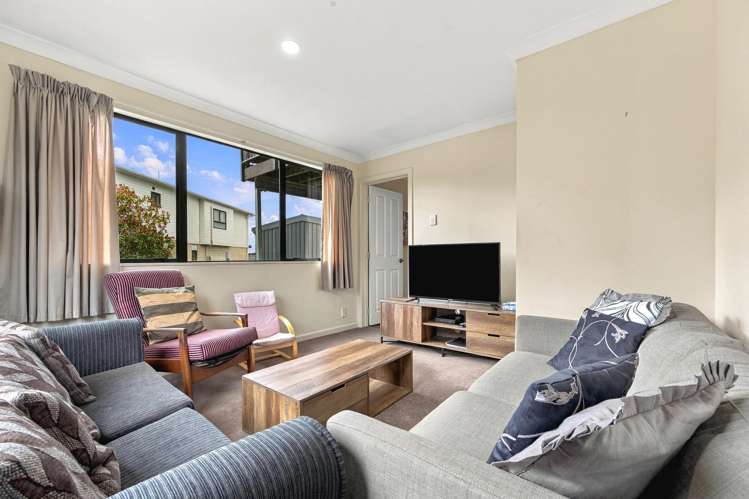 5 Rowena Crescent Motuoapa_18