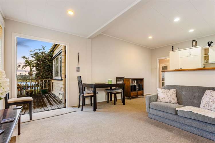 37 Johnstone Street Point Chevalier_7