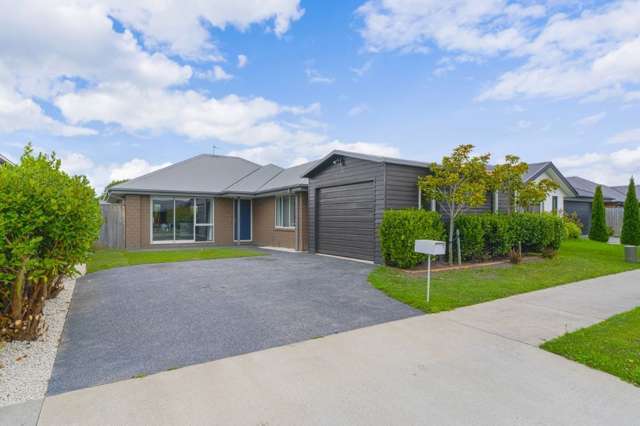 Modern Living with Everything at Your Doorstep!