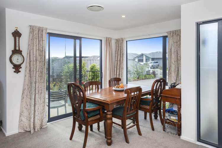 13 Crossley Avenue Woodend_3