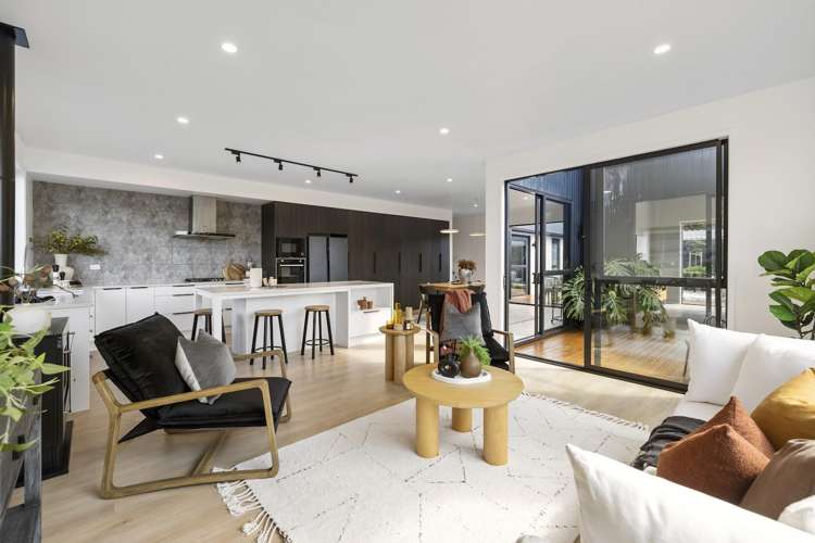 102 Moffat Road_0