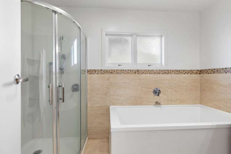 1/93 Target Road Totara Vale_13