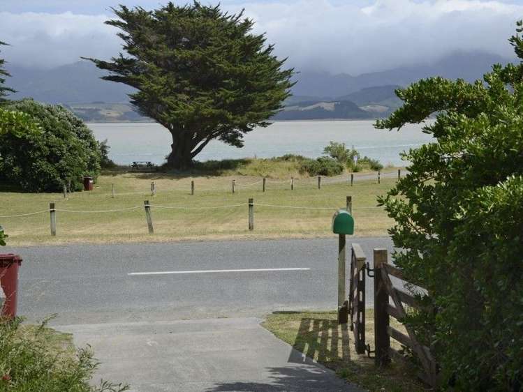 58 Lake Ferry Road Lake Ferry_5