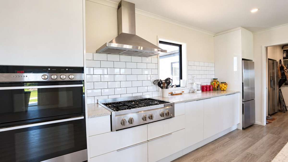 380 Churchill East Road_4