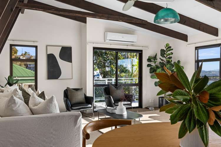 21 Denholm Road Hospital Hill_24