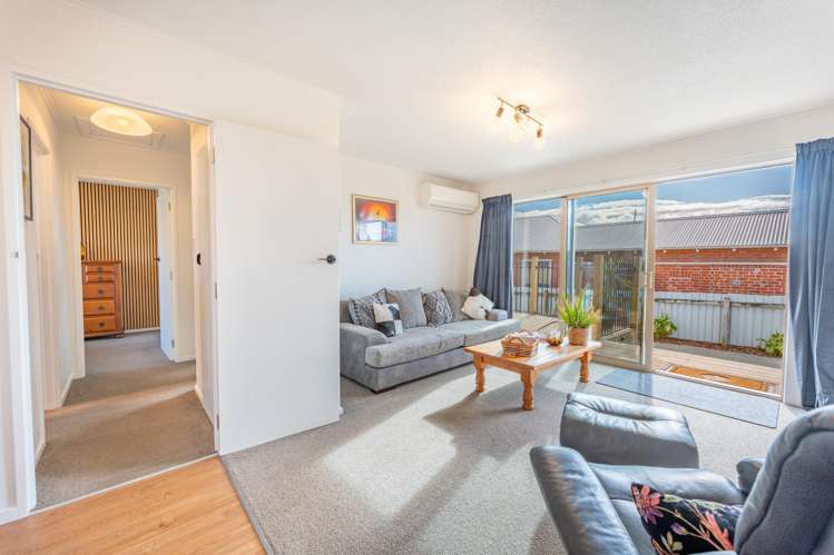 2/6 Deal Street Seaview_6
