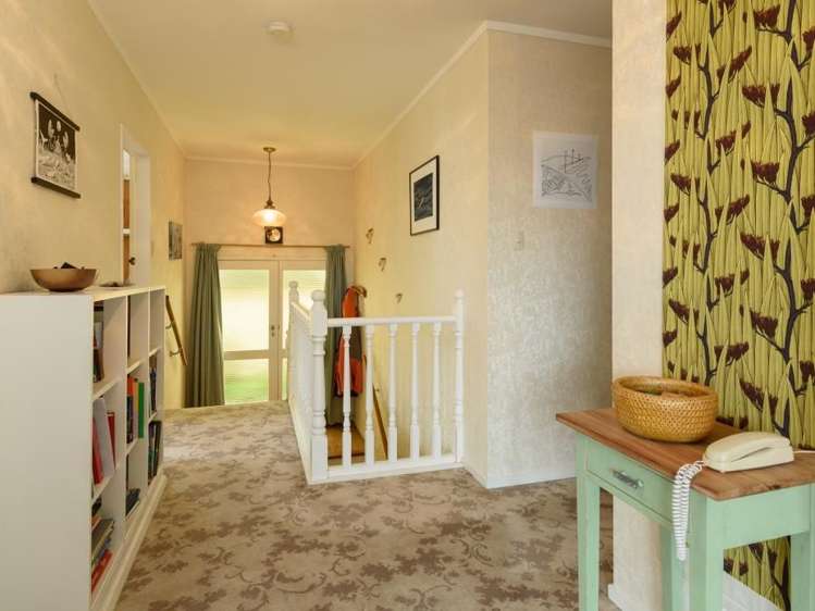 16 Paddington Grove Karori_6