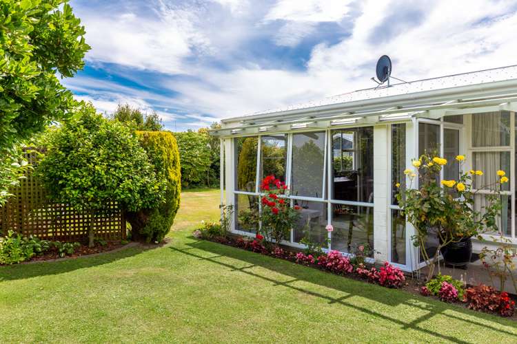 14 Wadsworth Crescent Redwoodtown_14