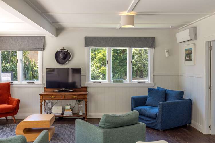 70 Queens Drive Oneroa_27