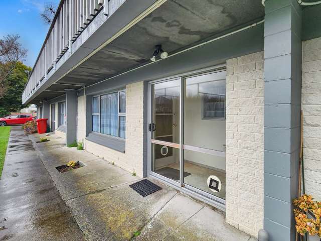 Central Hutt Living - Rent Reduced!