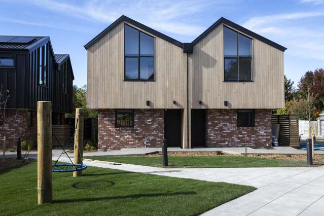 Energy Efficient Homes and Community Living