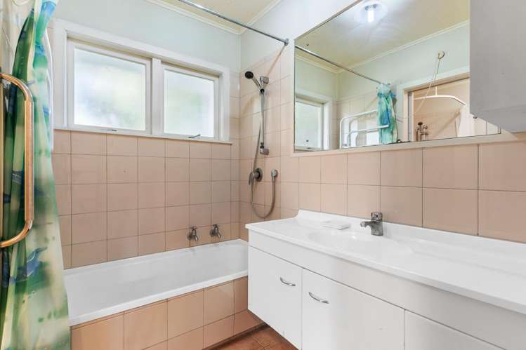 257 East Coast Road Mairangi Bay_11