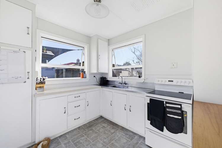 22 Brookes Terrace Waitara_3