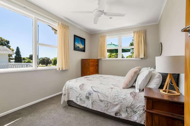 21 Given Grove Pauanui_14