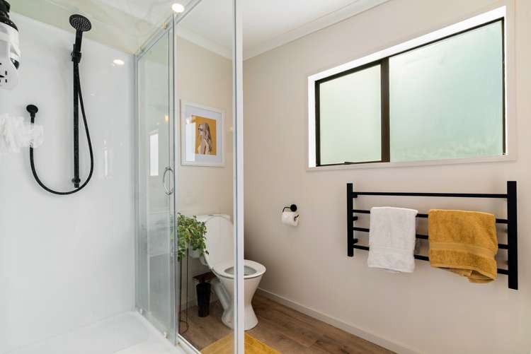 62 Aronui Road Alexandra_11