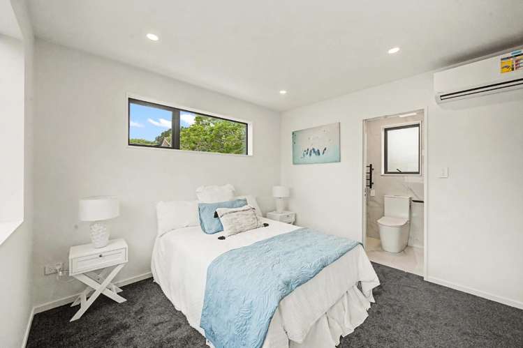 32C-32D Grande Vue Road_5