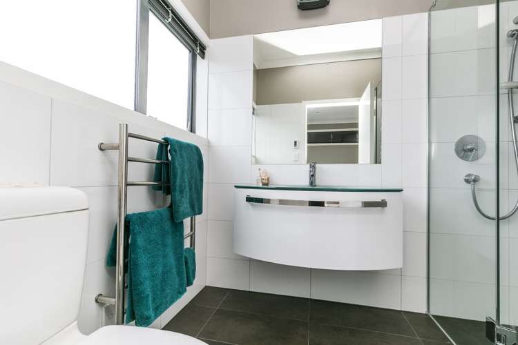 16 Lakshmi Place Khandallah_16