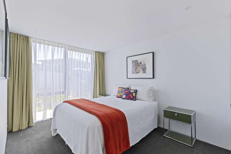 5 Barrett Street Westown_19