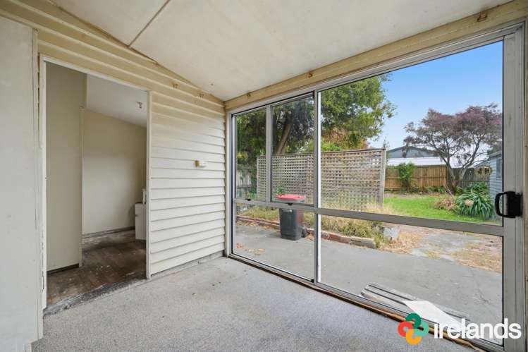 21 Defoe Place Waltham_11