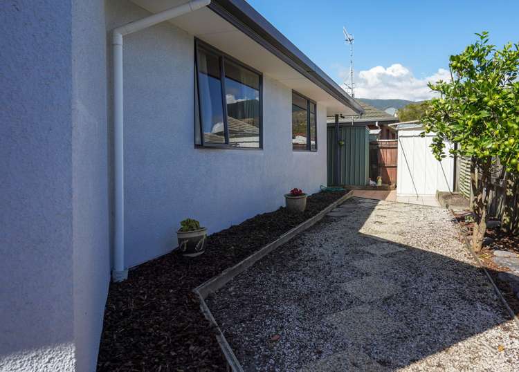 34 Willow Avenue Stoke_18