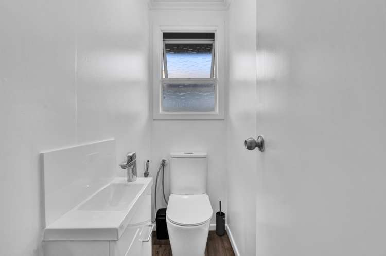 16 Walsh Road Westown_27