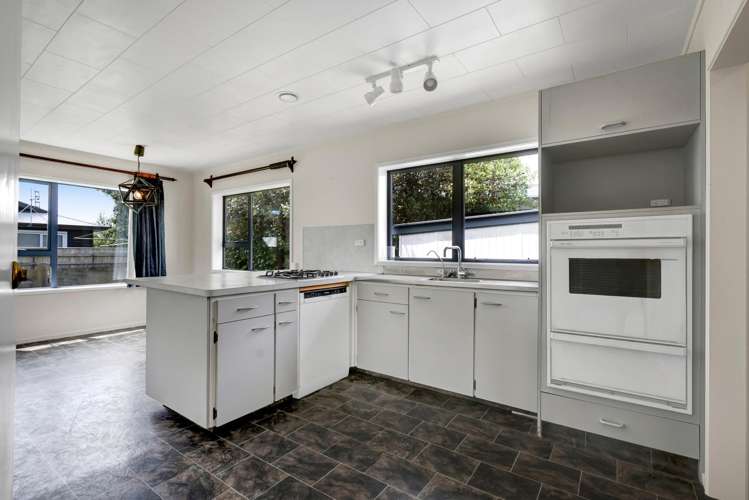 8 Farnham Place Bell Block_2