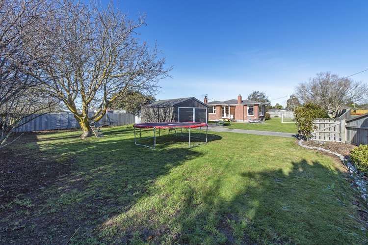 56 North Terrace Darfield_17