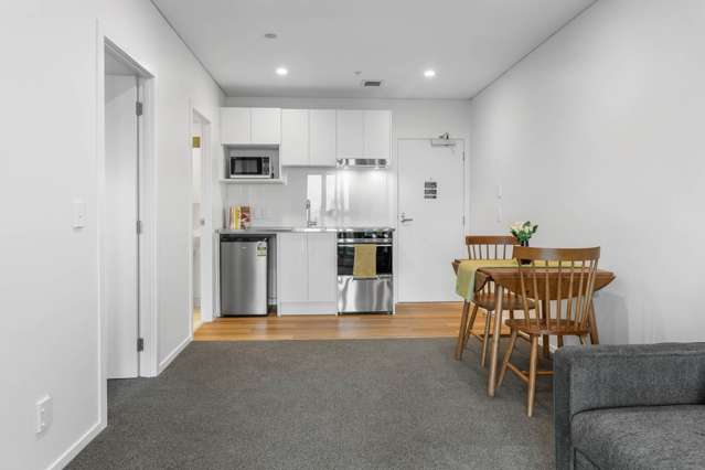 2D/100 Anzac Avenue City Centre_3