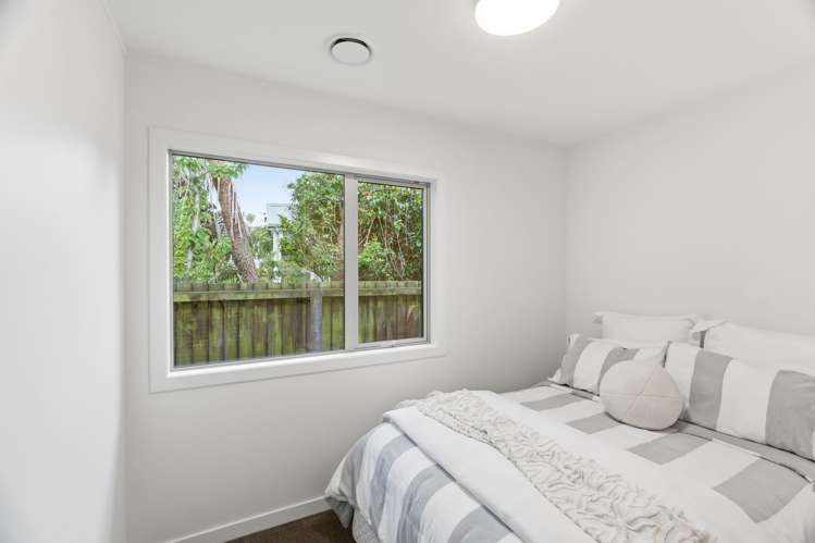 2/28 Wellington Street Linwood_11