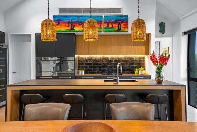 10 Vaughan Crescent Murrays Bay_4