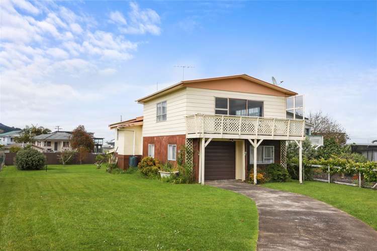 17 West Crescent Te Puru_11