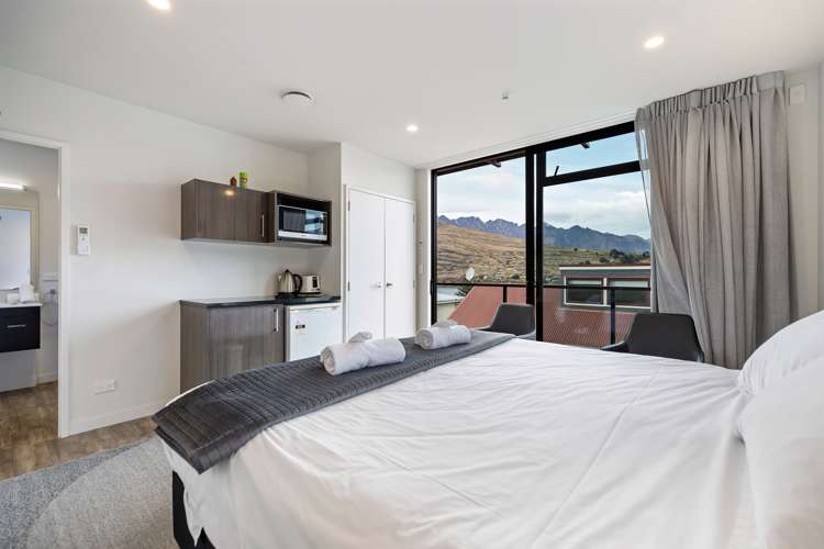 402 Frankton Road Queenstown_12