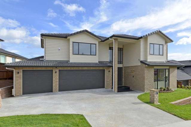 Spacious Executive Family Home in the Heart of Flat Bush
