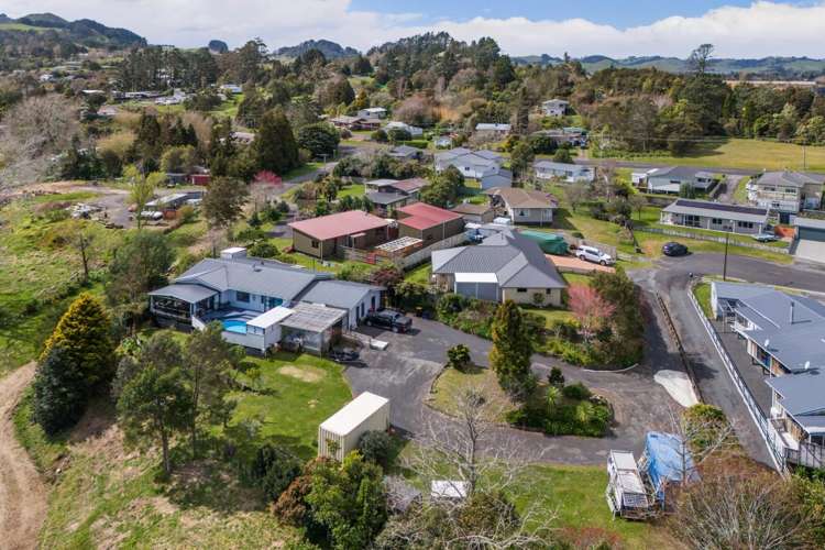 2 Islington Terrace Waihi_13