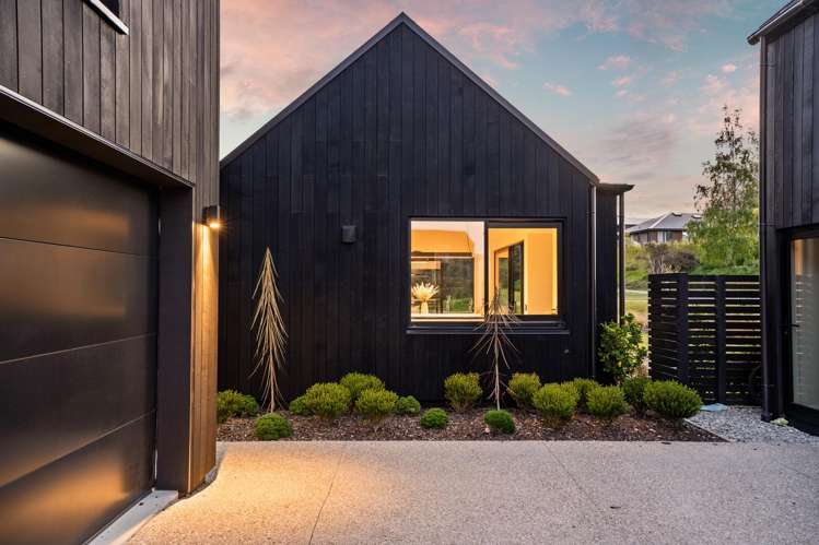 7 Mckenzies Shute Jacks Point_18