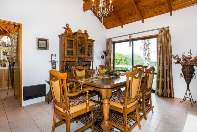 283 Hill Road The Gardens_8