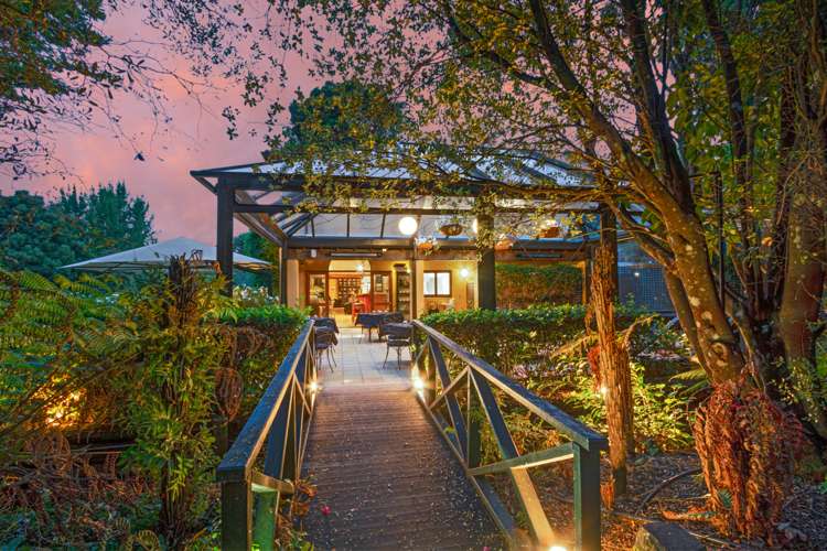 12 Winery Road French Farm_11