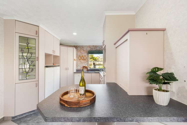 9 Bishops Close Greenmeadows_7