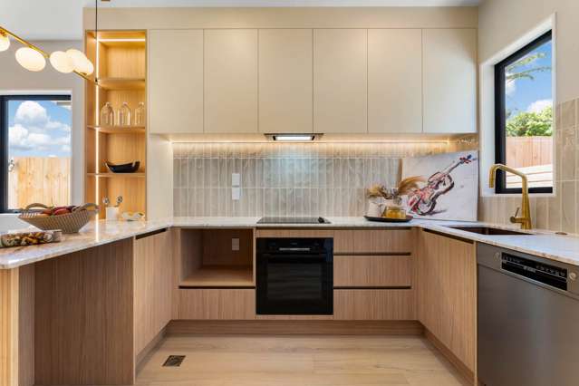 112E Beach Road Te Atatu Peninsula_3