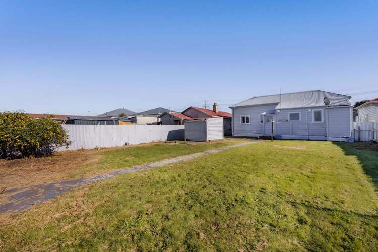 76 Disraeli Street Hawera_16