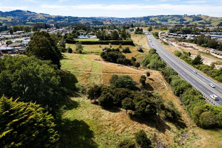 127A Main Road Fairfield_11